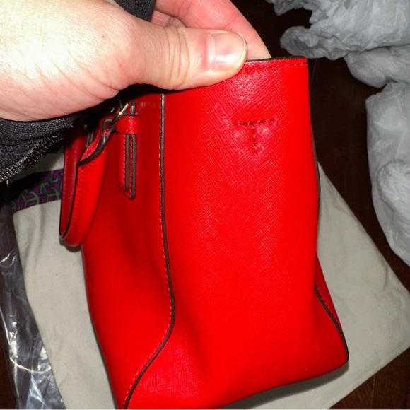 Red Tory Burch Women's two way Handbag - Picture 3 of 10